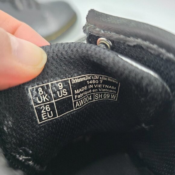 Dr. Martens 1460 graphite silver metallic vegan leather combat boots Toddler 9 - Picture 4 of 9